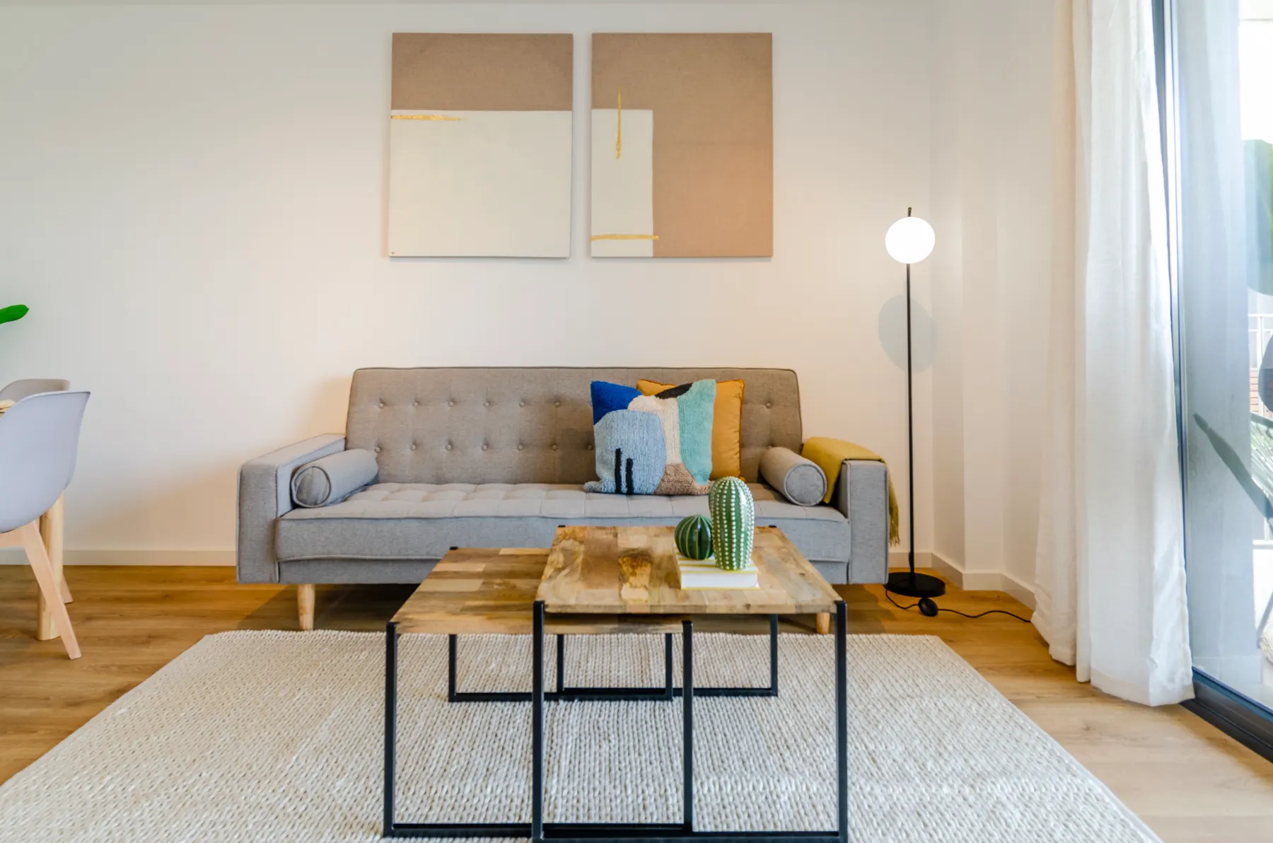 Salón y comedor de Badalona I, en Badalona, tras el proyecto de decoración