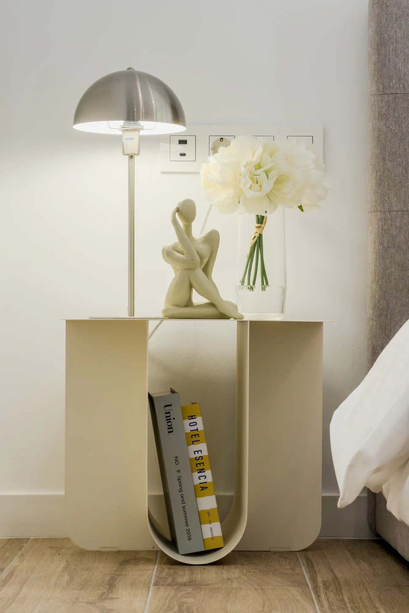 Bedroom and home office, detail of the Còrsega project, in Barcelona, after the interior design project
