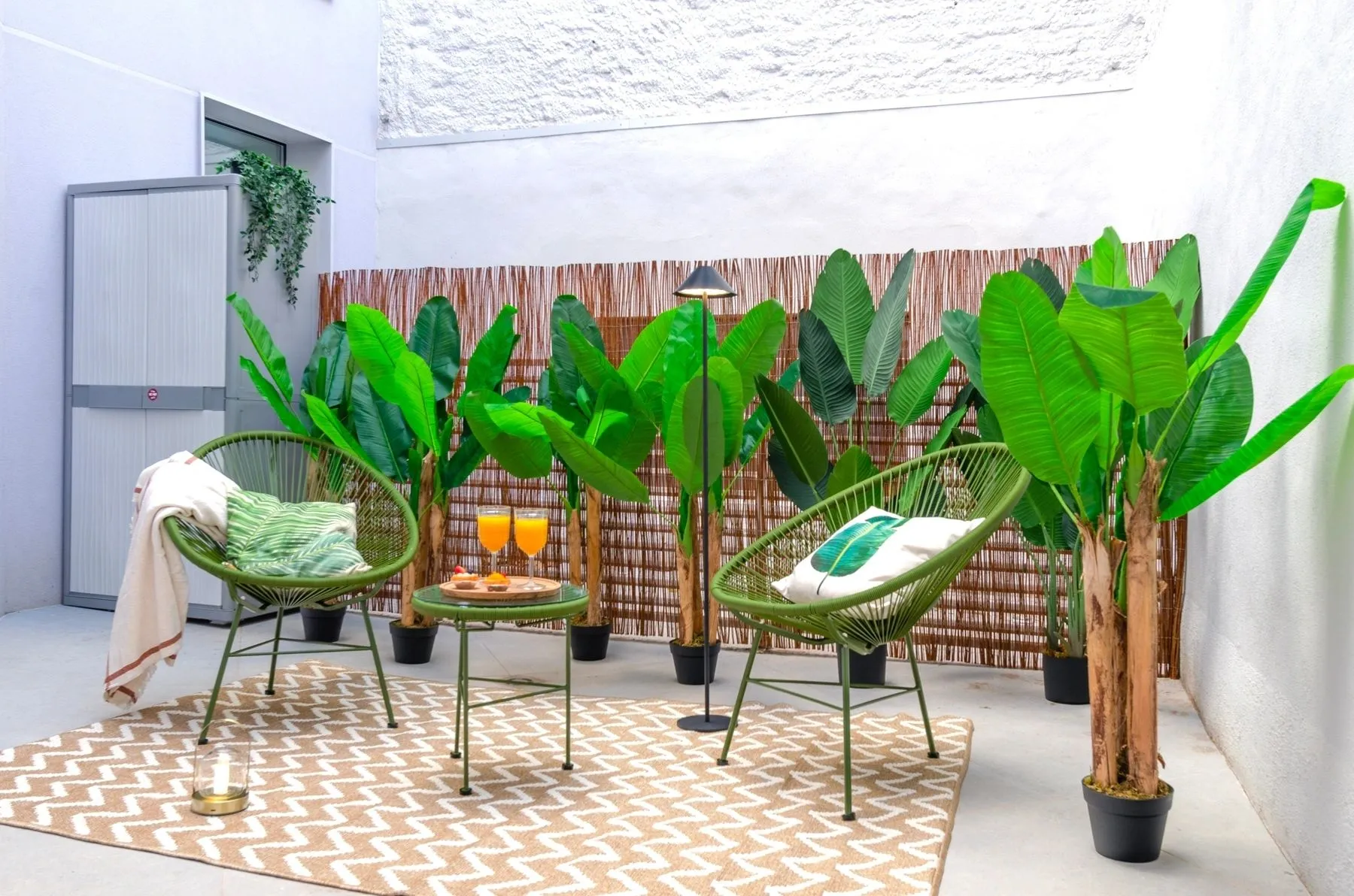 Terraza de Maignon, en Barcelona, tras el proyecto de decoración