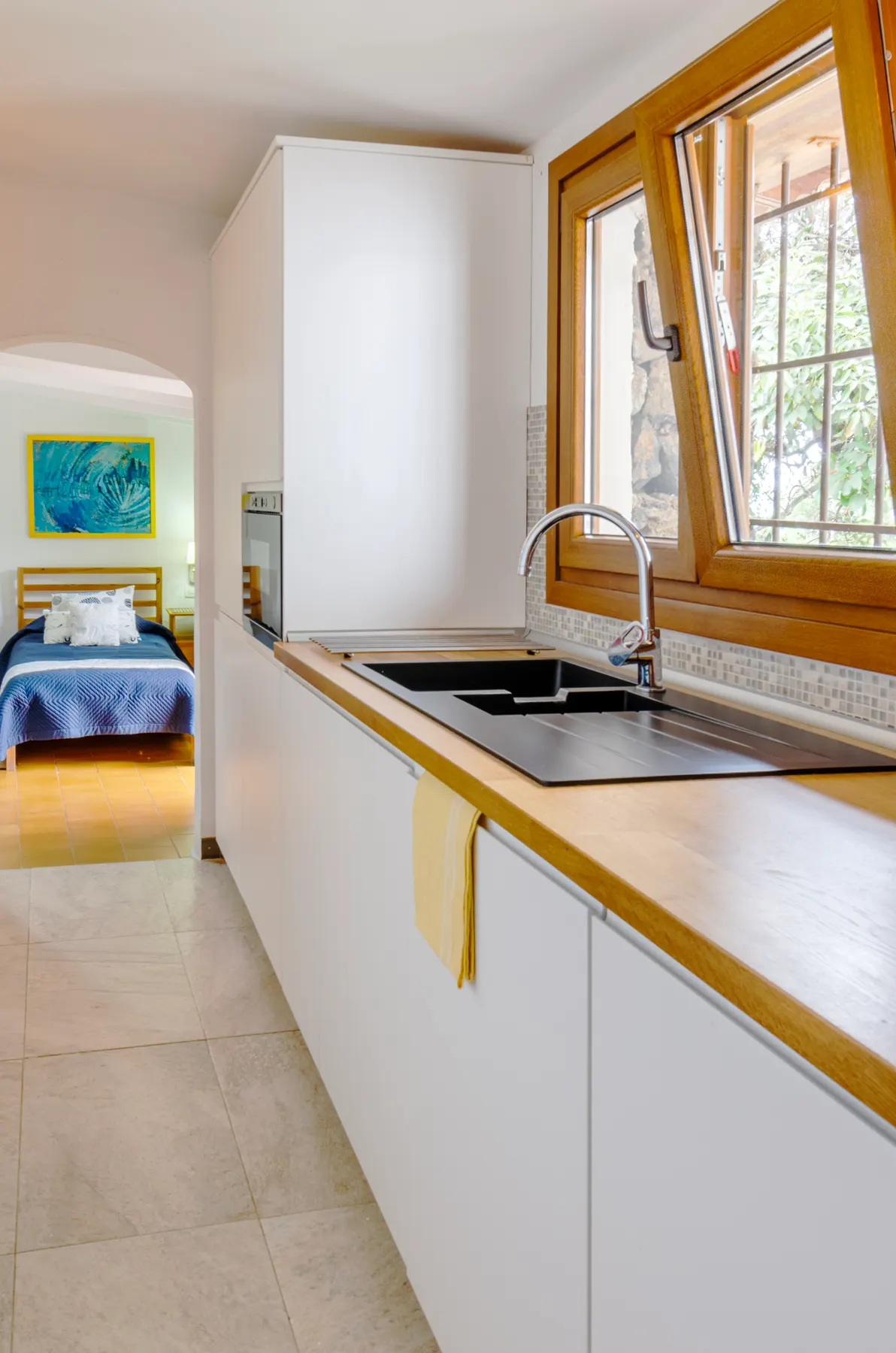 Cocina de Torreón Bajo, en La Orotava, Tenerife, tras el proyecto de decoración