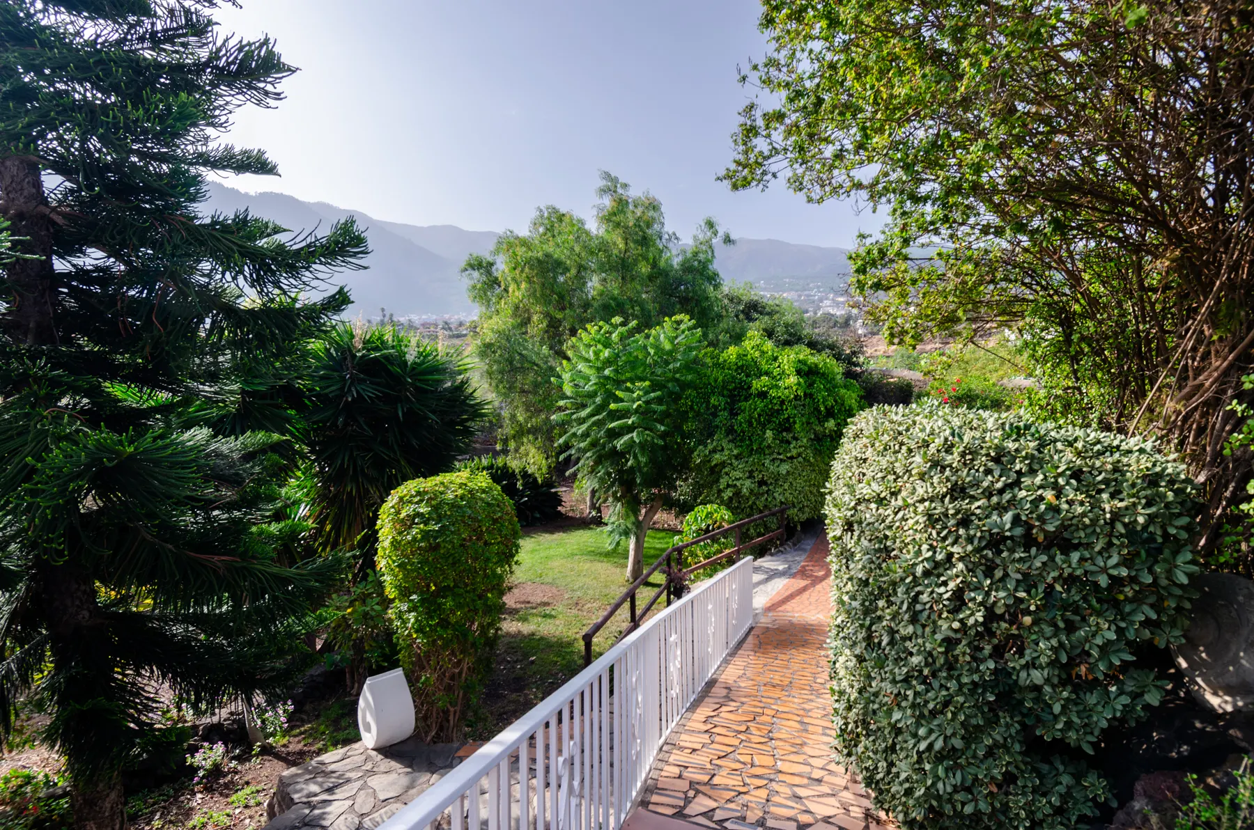 Jardín de Torreón Bajo, en La Orotava, Tenerife, tras el proyecto de decoración