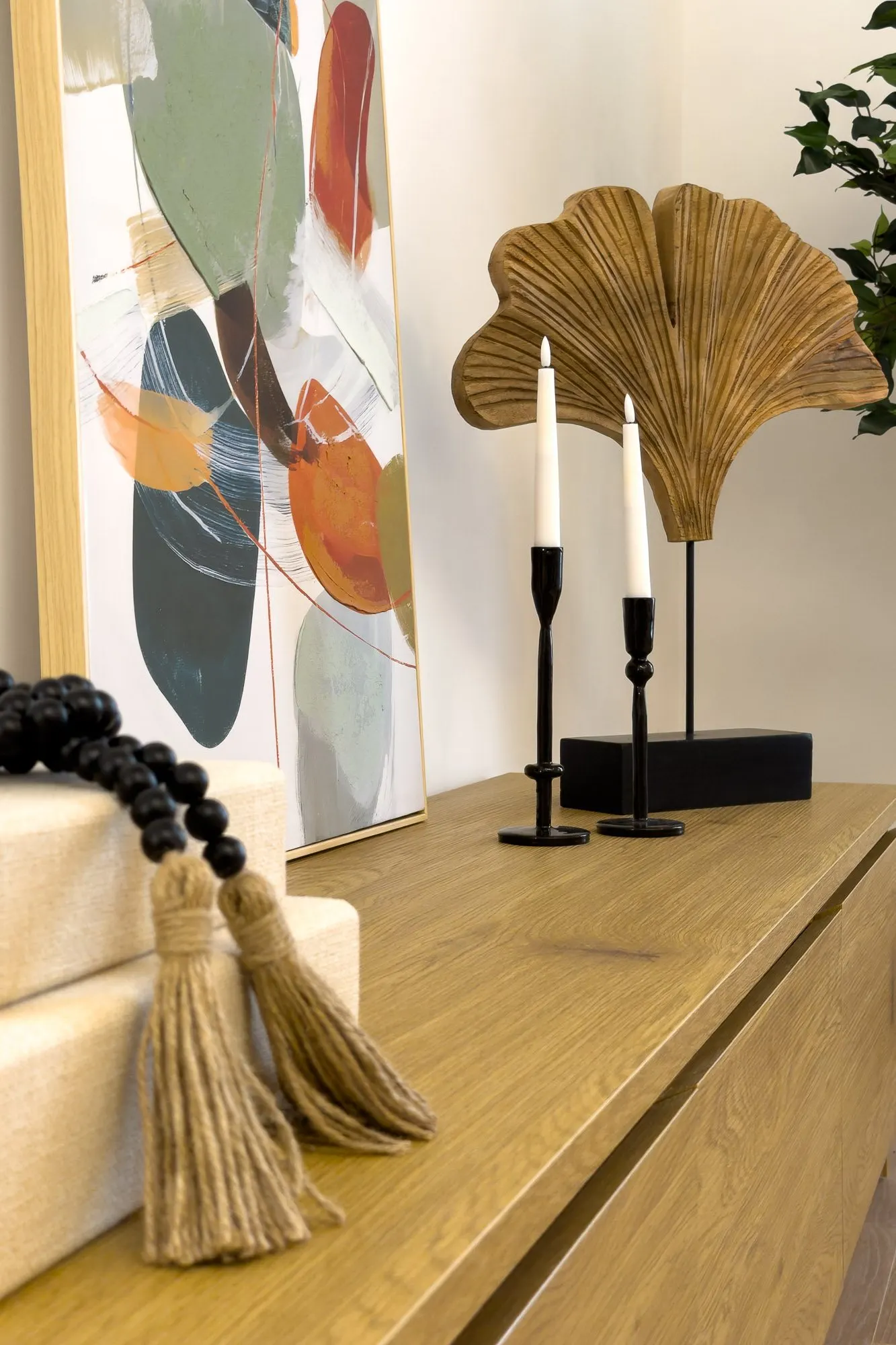 Salón, detalle de Còdols, en Barcelona, tras el home staging