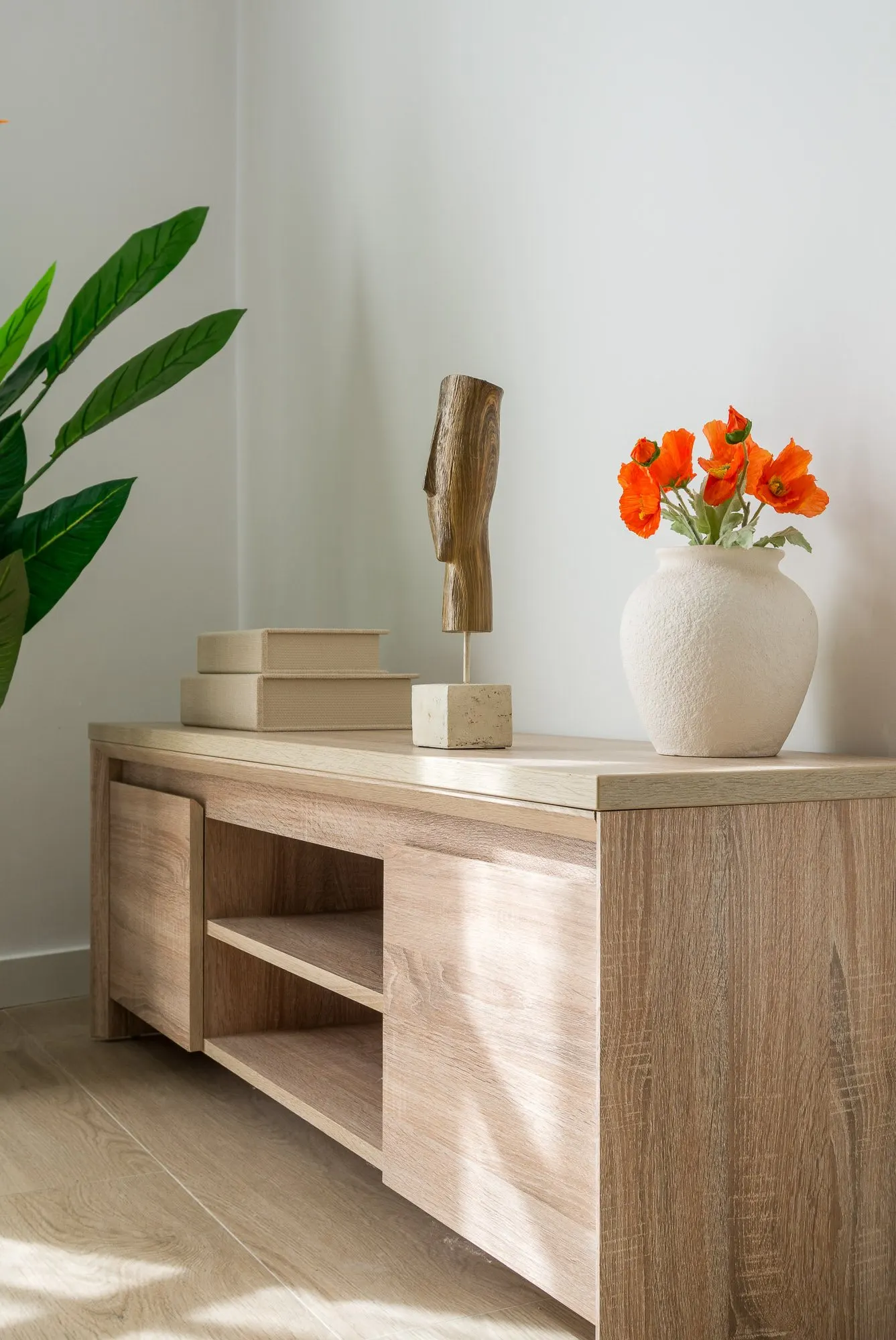 Living room, detail of the Riera Baixa I project, in Barcelona, after home staging
