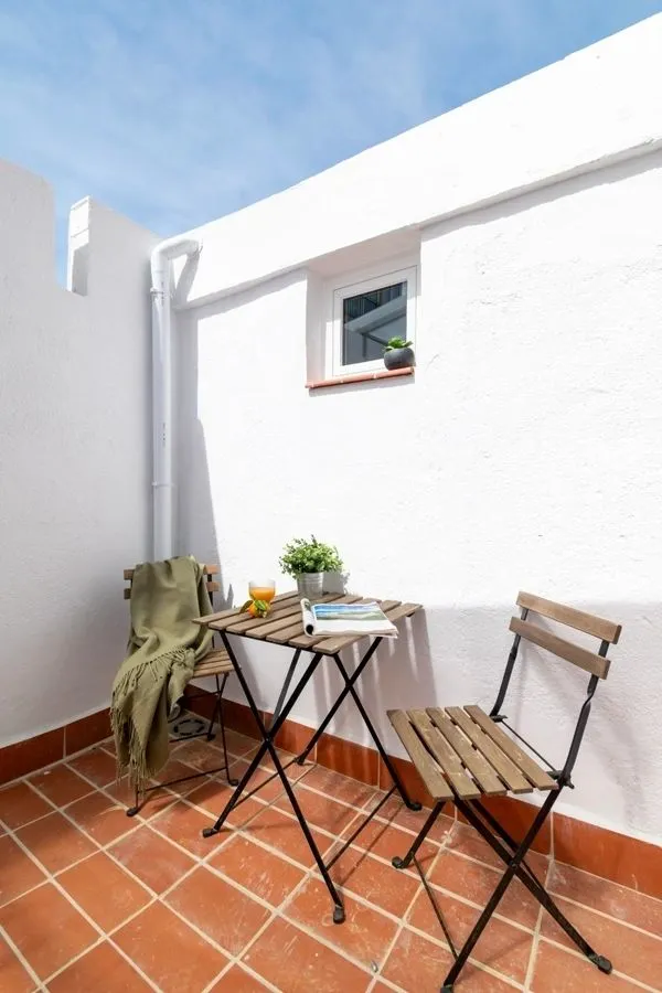 Patio of the Llobateras project, in Rubí, after home staging