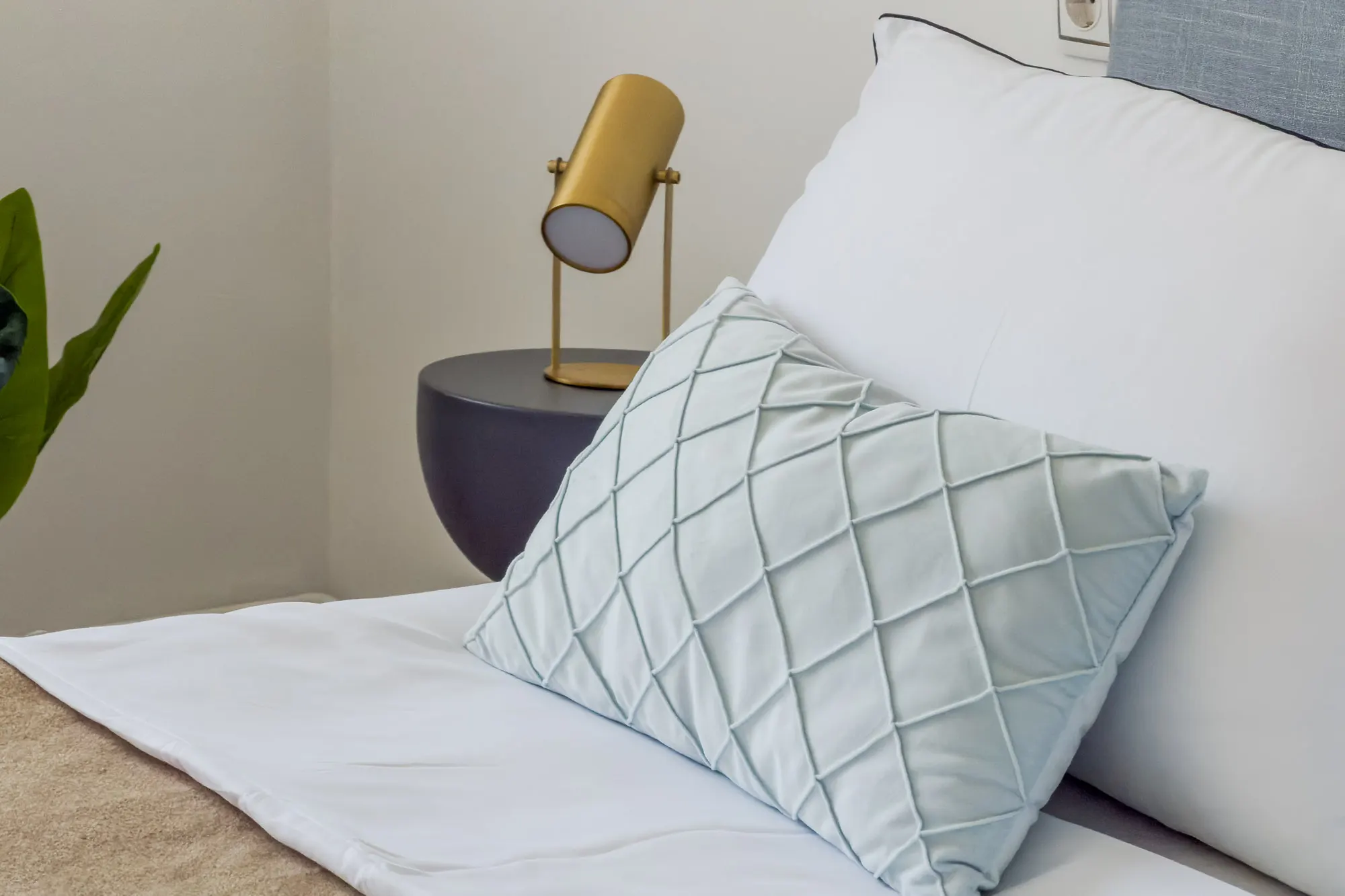 Bedroom, detail of the Galícia project, in Sant Cugat del Vallès, after home staging