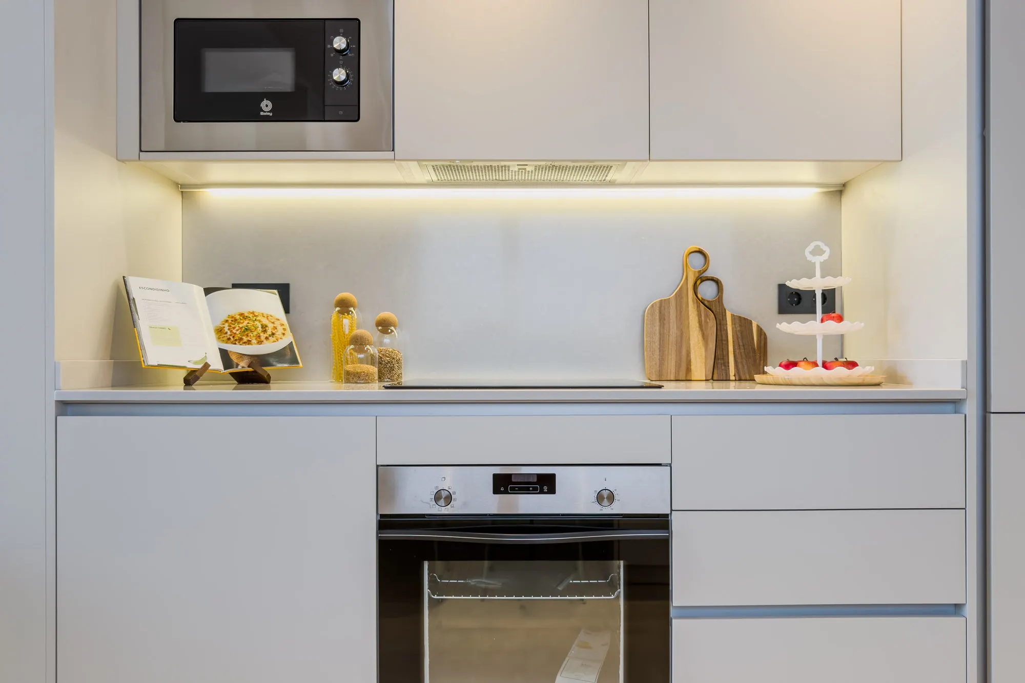 Cocina de Joanot Martorell, en Sant Cugat del Vallès, tras el home staging