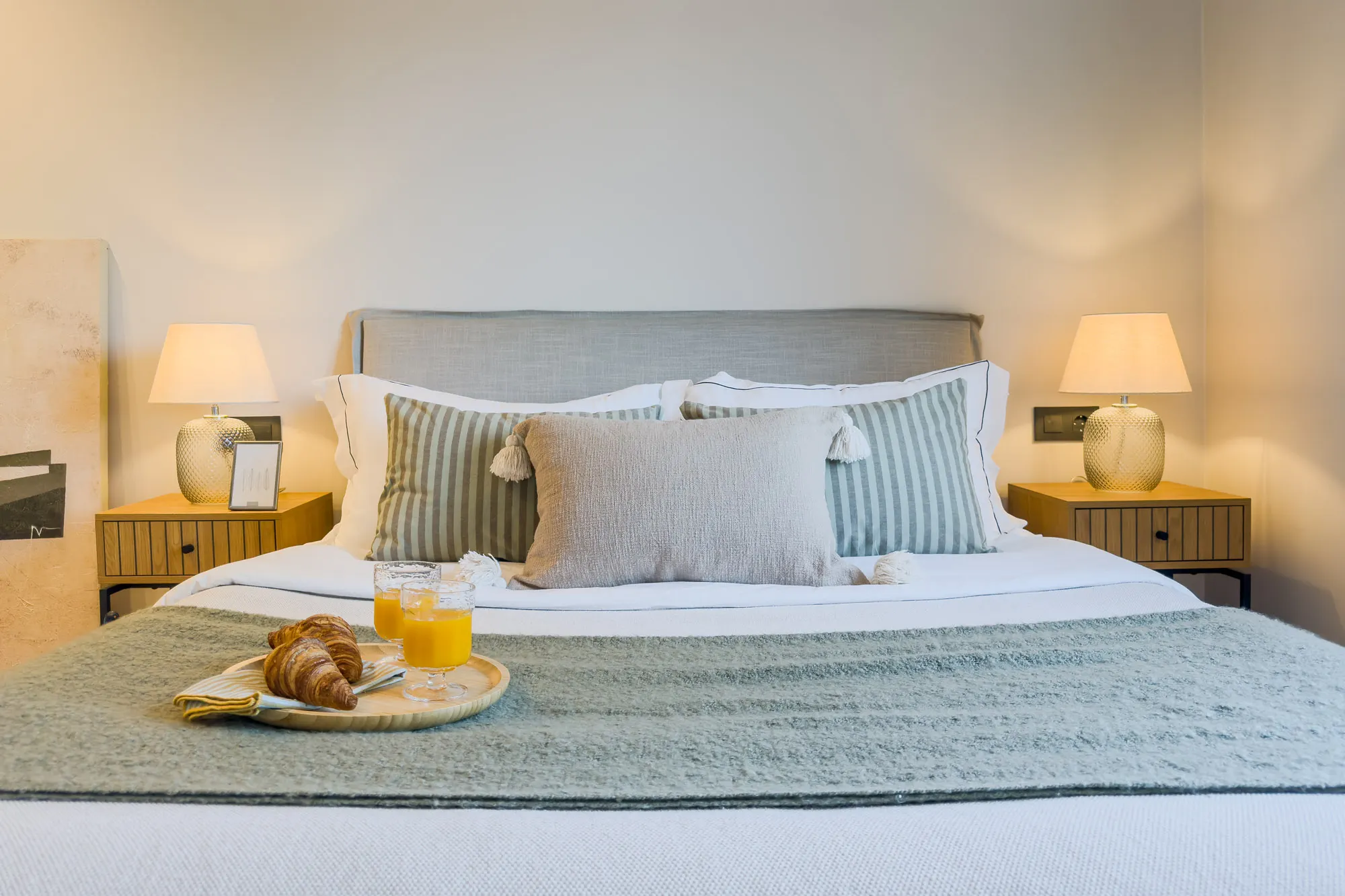 Recibidor de Joanot Martorell, en Sant Cugat del Vallès, tras el home staging