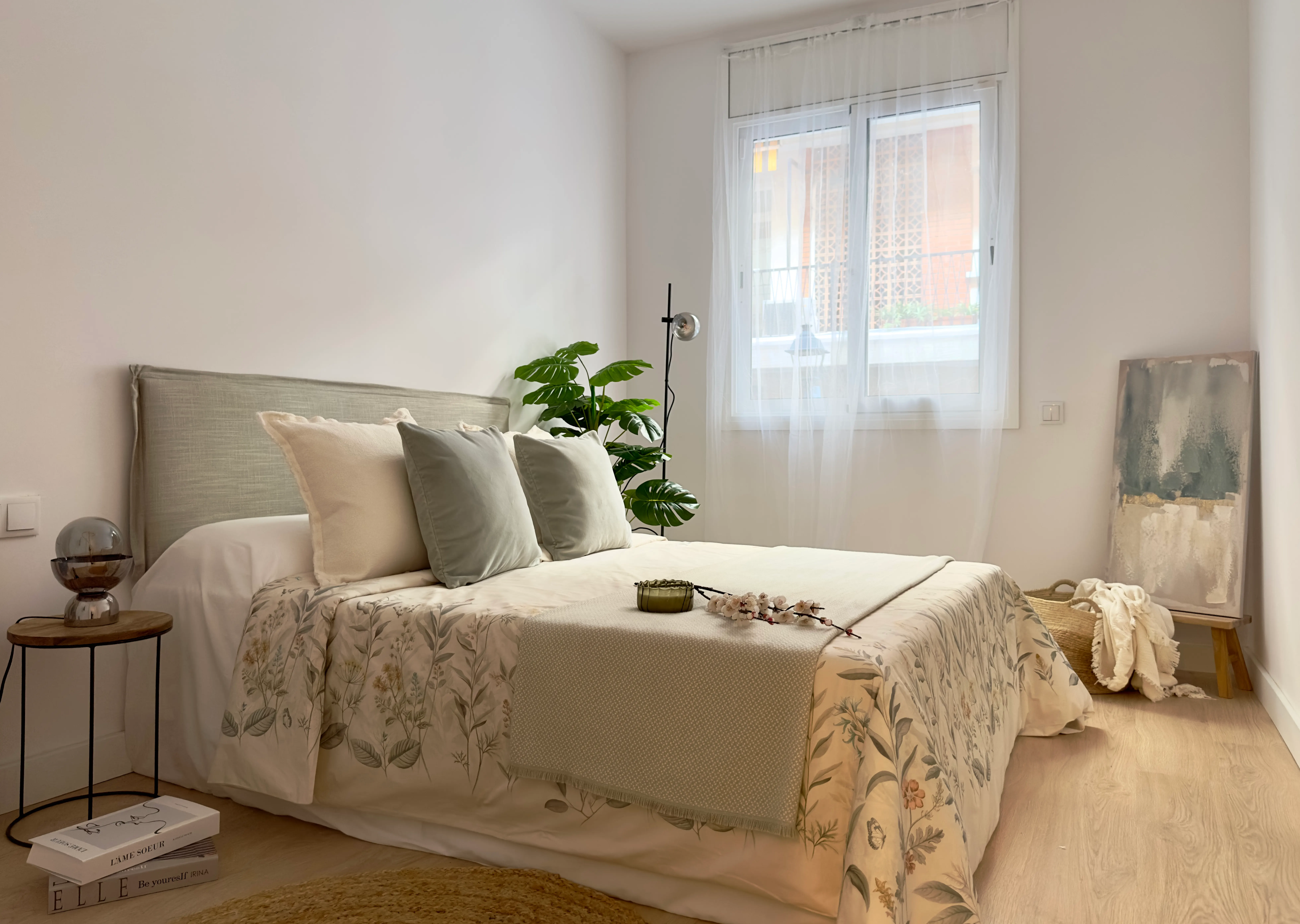Bedroom of the Roselló project, in Sant Cugat del Vallès, after home staging