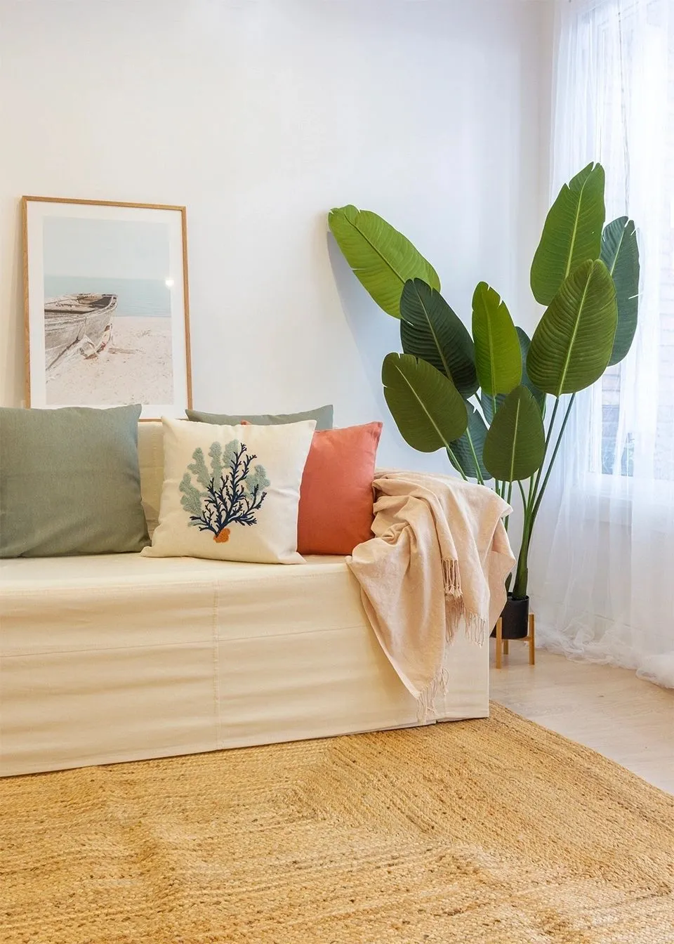 Living room of the Roselló project, in Sant Cugat del Vallès, after home staging
