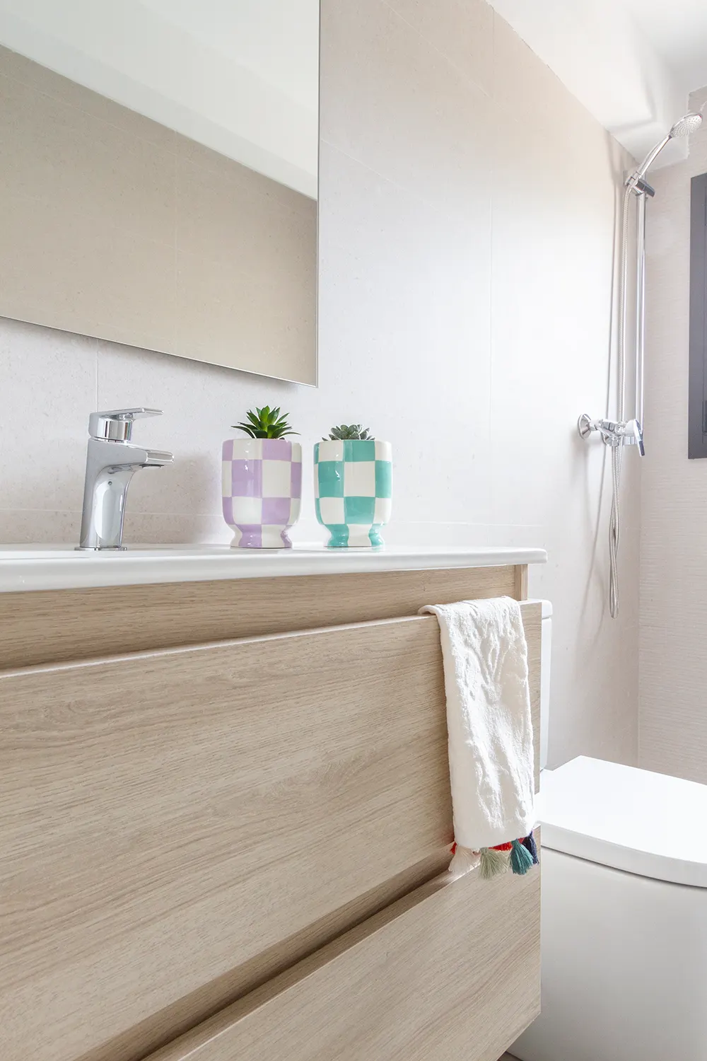 Bathroom of the Calle Casino project, in Valldoreix, after home staging