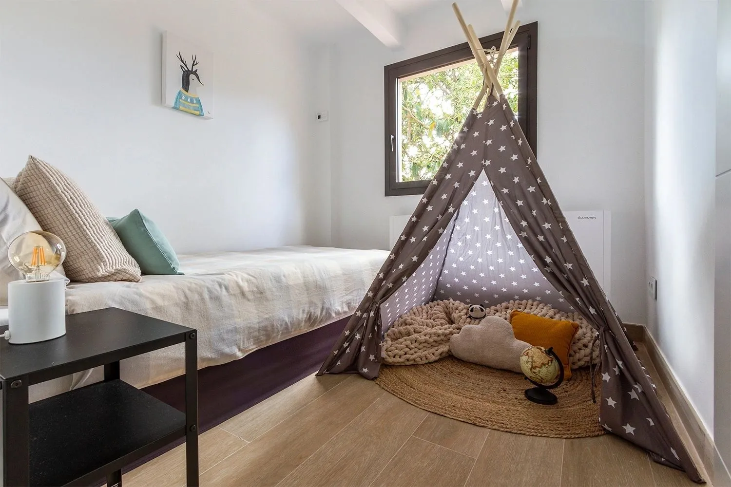 Dormitorio infantil de Calle Casino, en Valldoreix, tras el home staging