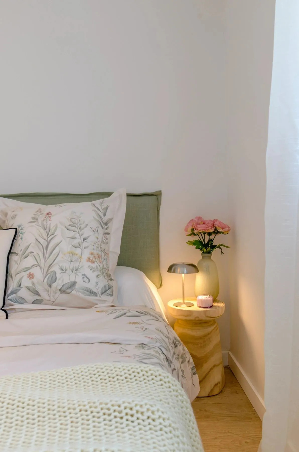 Dormitorio, detalle de Monmany, en Valldoreix, tras el home staging